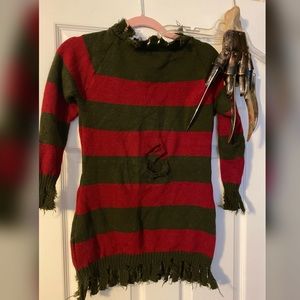 Freddy Krueger sweater and glove